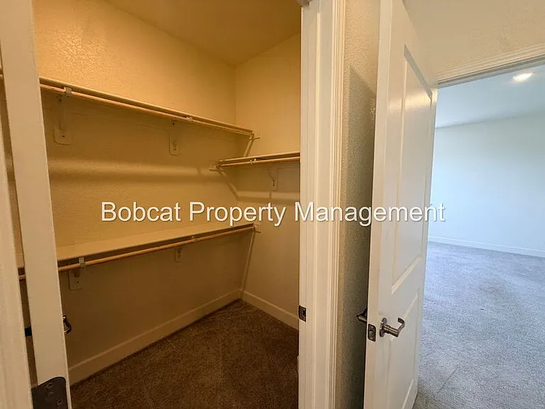 1751 Boundary Peak St — Photo 25