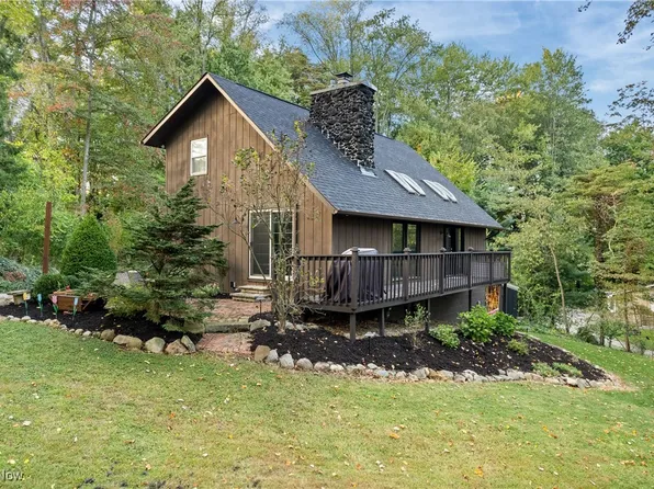 6459 Chiltern Rd NW, Canal Fulton, OH 44614
