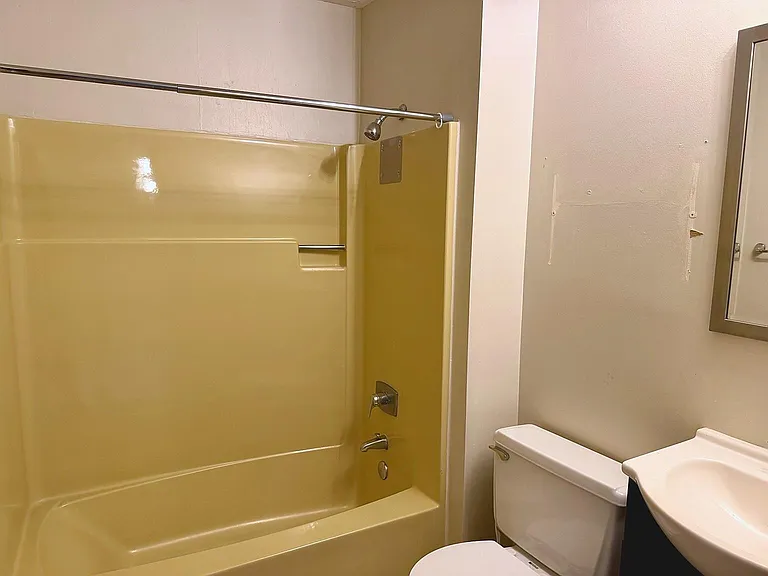 102 Northwood Rd #2 — Photo 10