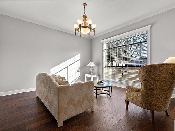 5th image of 2907 Landon Ln