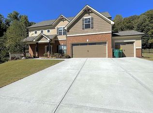 195 Lake Rockwell Dr, Winder, GA 30680