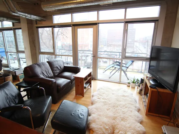 748 3rd St N #301, Minneapolis, MN 55401