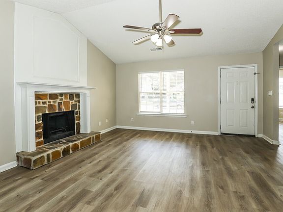 5th image of 1299 N Hampton Dr