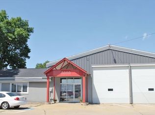 5060 4th St SW, Cedar Rapids, IA 52404
