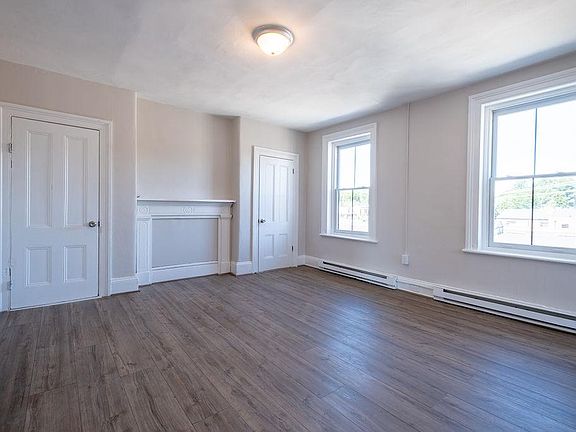 2nd image of 42 Liberty St Floor 4