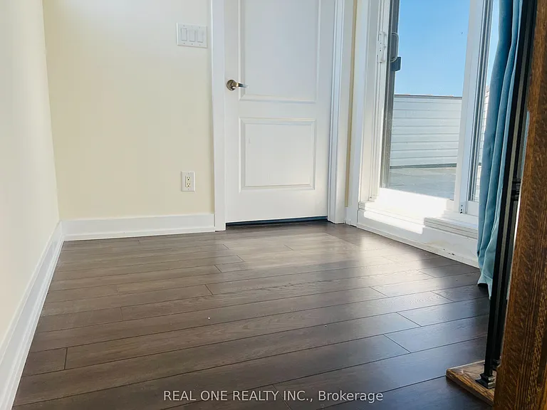 50 Dunsheath Way #603 — Photo 16