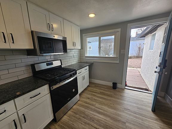 3rd image of 747 E Cimarron St #B