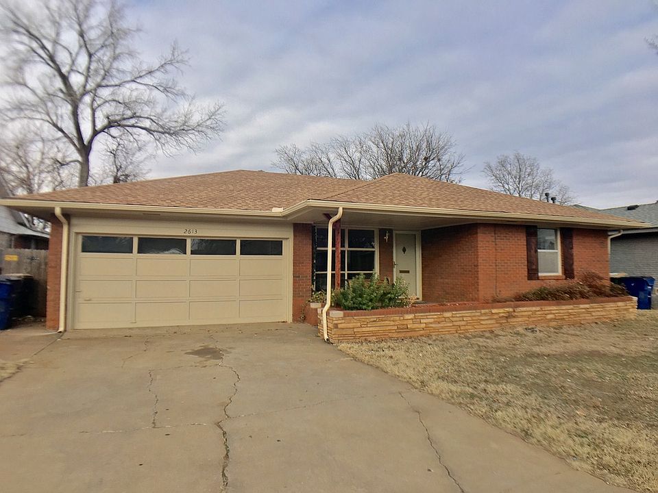 1st image of 2613 Manchester Dr