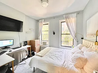 Rented by Century 21 Premier 