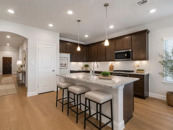 2020 Valencia Dr, Little Elm, TX 75068