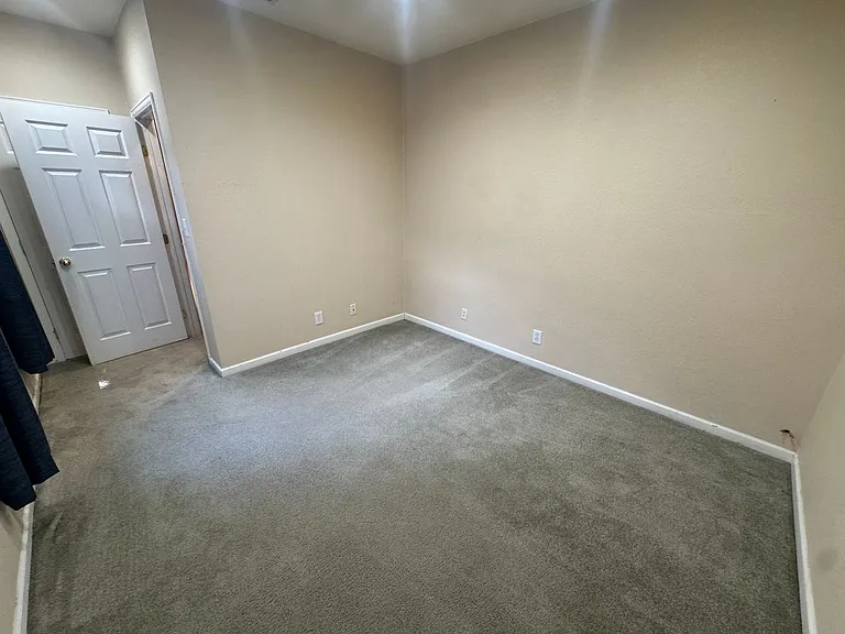 1701 Grove St — Photo 21