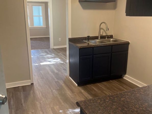 1207 E Columbus Dr #1