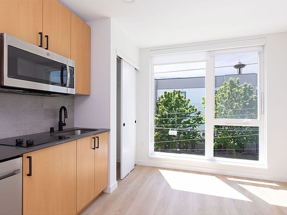 5th image of 802 5th Ave N #211