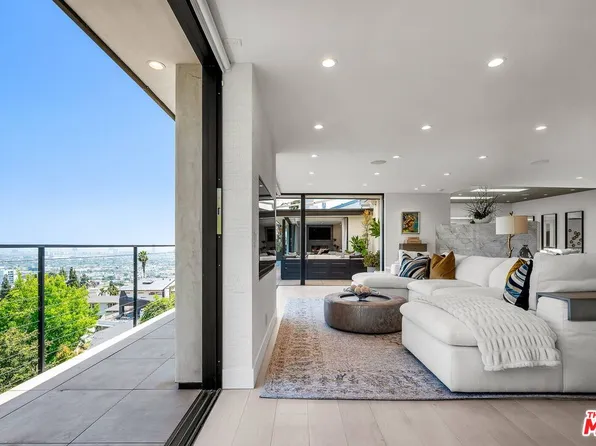 8718 Saint Ives Dr, Los Angeles, CA 90069