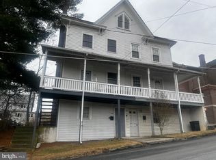 104 E Ridge St, Coaldale, PA 18218