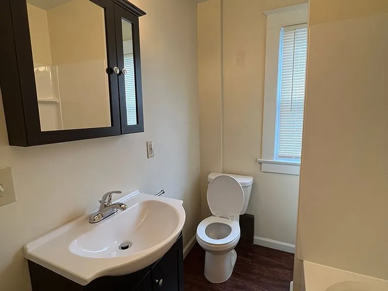 534 E Prospect St — Photo 9