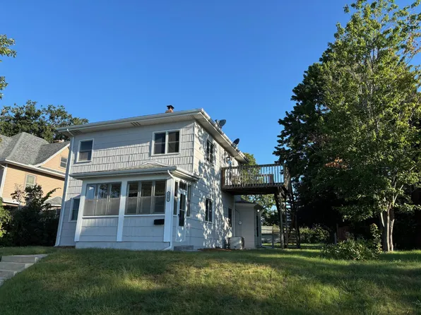 1607 Hubbard Ave, Saint Paul, MN 55104