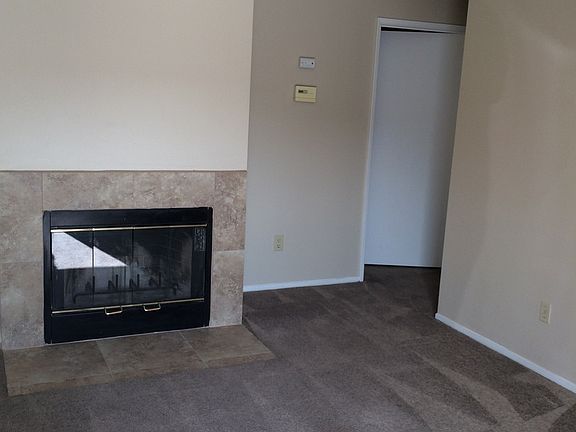 2nd image of 3100 Brookfield Loop #B