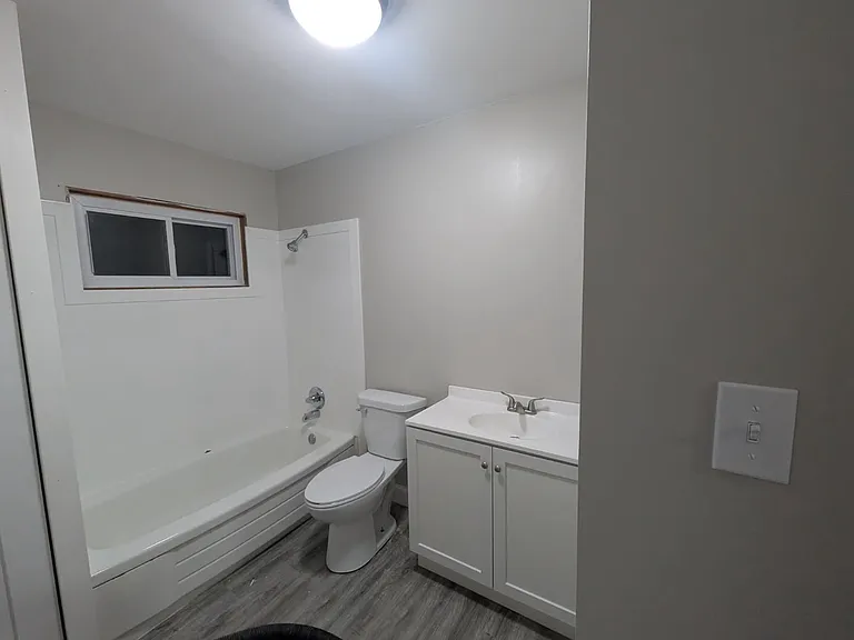 2310 Twenty Grand Ave — Photo 5