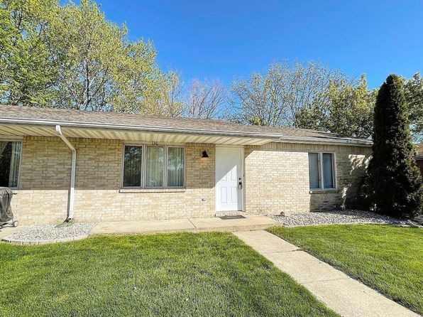 136 Meadows Cir #136