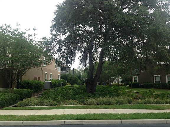 3rd image of 2042 Santa Catalina Ln