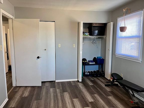 4th image of 327 S 26th St