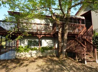 243 Andorra Dr, Roseburg, OR 97471