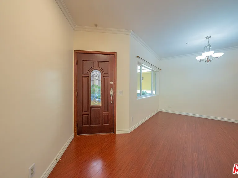 626 E Orange Grove Ave #105 — Photo 11
