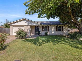 2020 Swaim Dr, Granbury, TX 76048