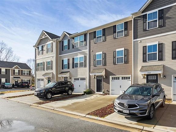 2nd image of 1105 Lakeview Cv