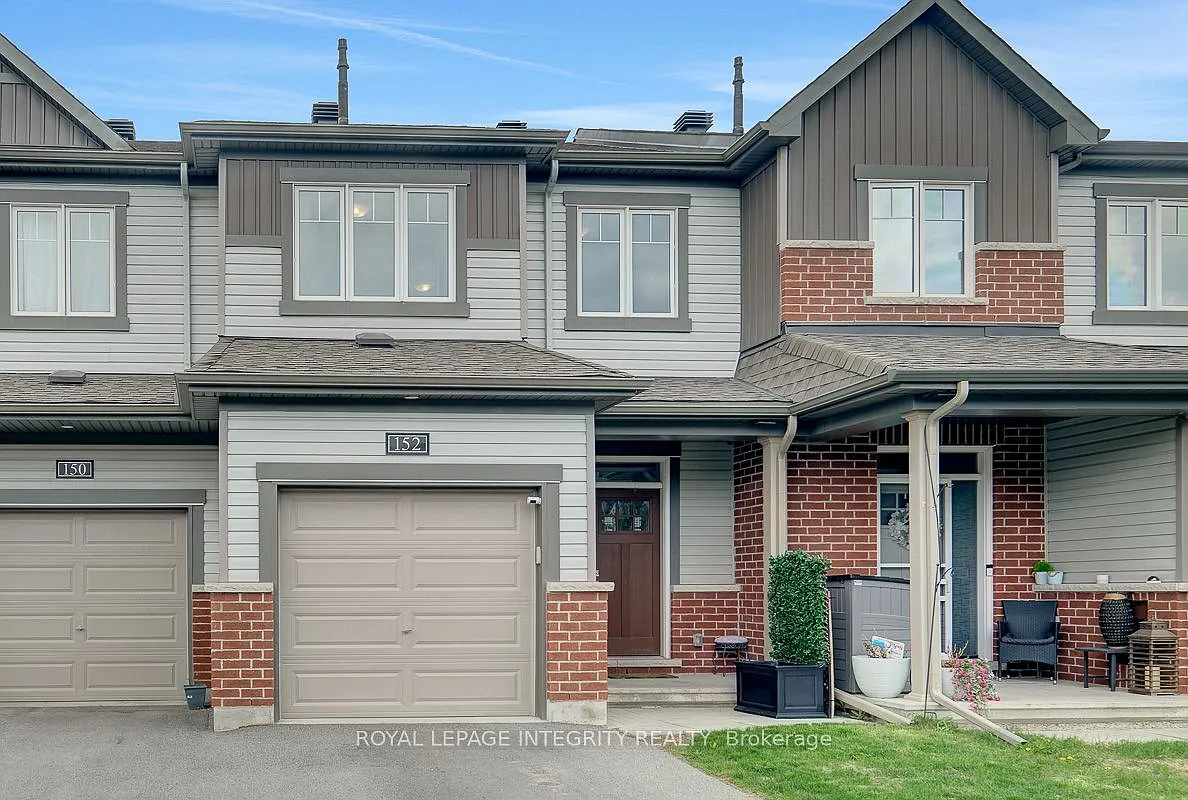 3 bed, $2,900 — Photo 2