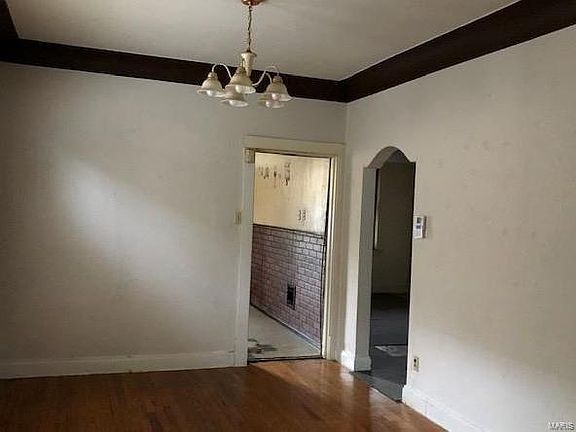 3rd image of 4636 Adkins Ave