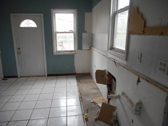 4th image of 6663 S Hartwell Ave