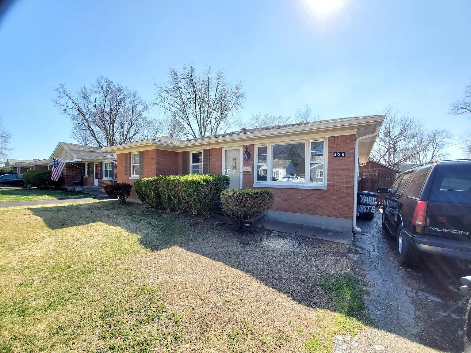 428 Marquette Dr photo 1