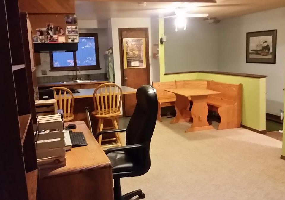 Family room view of Breakfast table