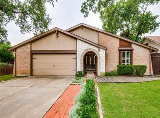 830 Auburn Dr, Lewisville, TX 75067