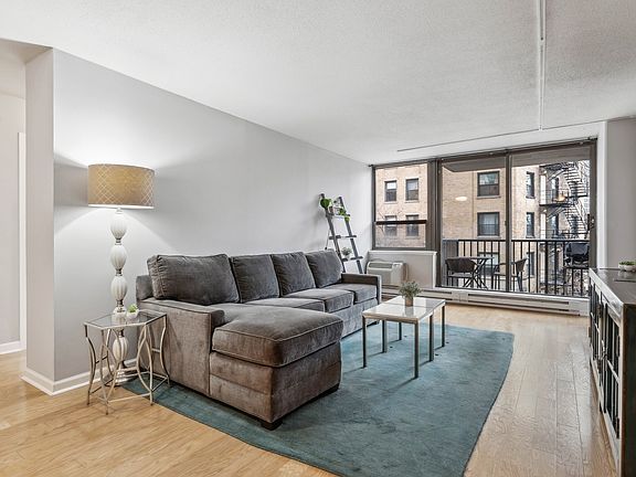 2nd image of 2740 N Pine Grove Ave APT 4A