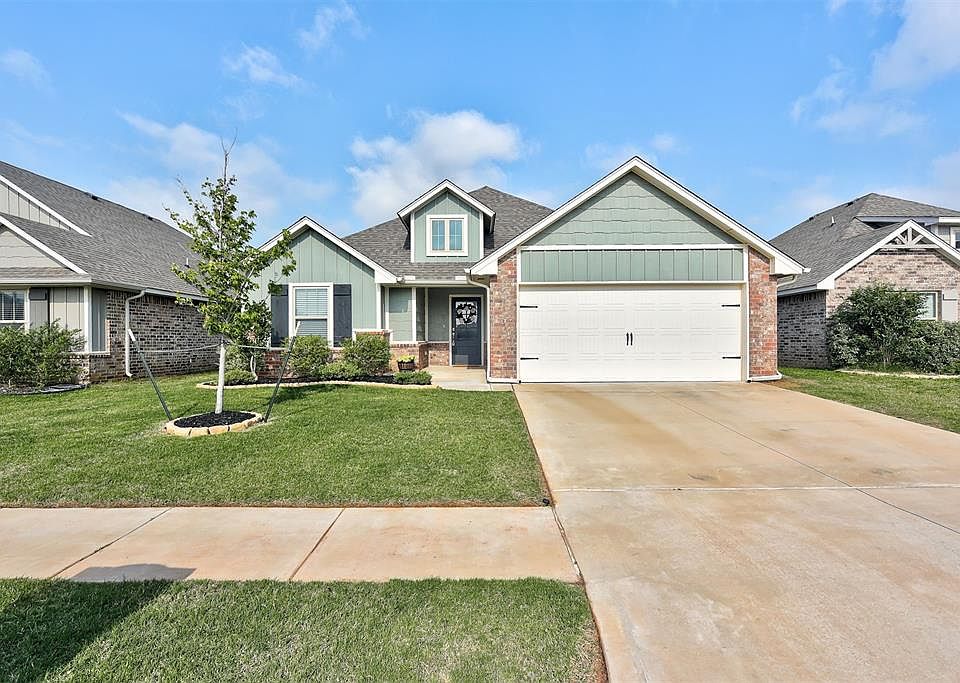 1st image of 3805 Palisade Ln