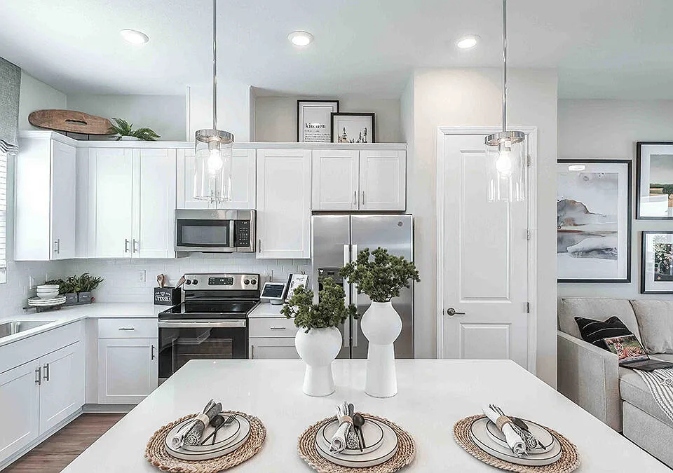 Yardly Artisan Lakes apartments community photo