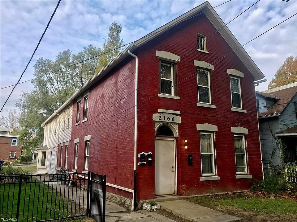 1st image of 2166 W 8th St #3