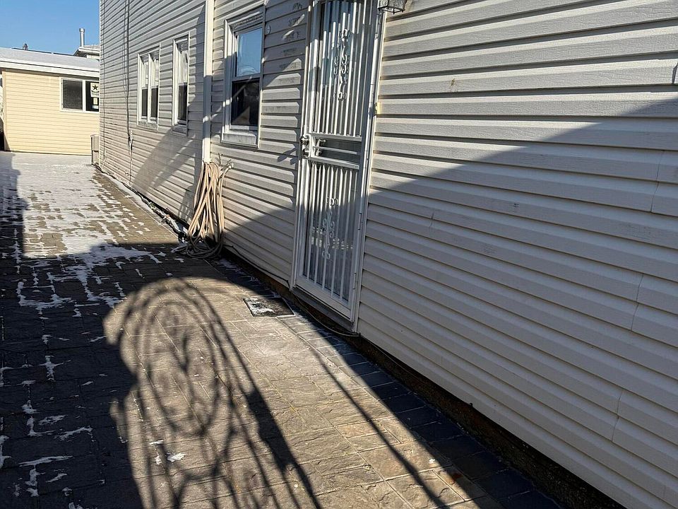 1st image of 5 Elwood Ave
