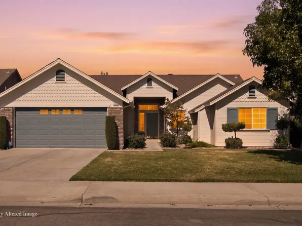 3024 Pine St, Hanford, CA 93230