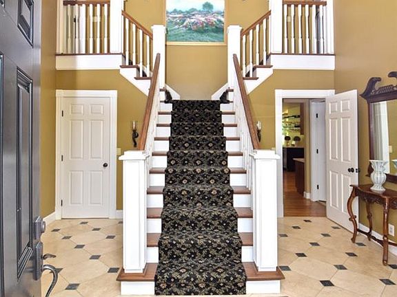 3rd image of 7415 Bayswater Dr
