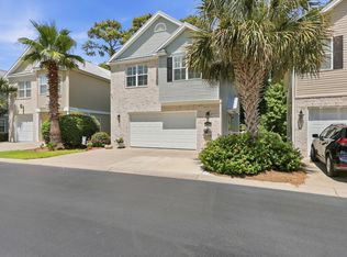 1422 Cottage Cove Circle, North Myrtle Beach, SC 29582