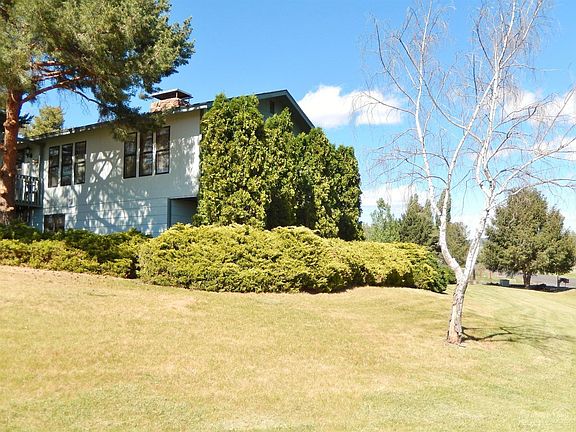 3rd image of 2210 NE Quail Valley Ln