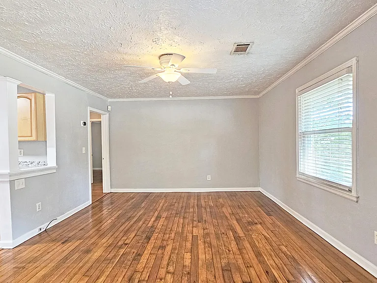 479 Stovall St SE — Photo 17