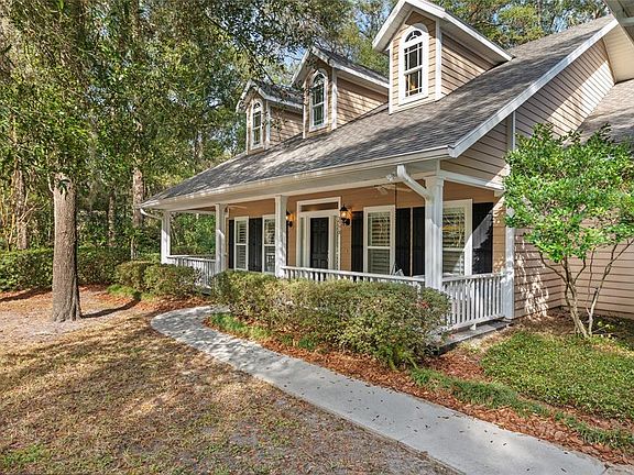 4th image of 3773 SW 21st Dr
