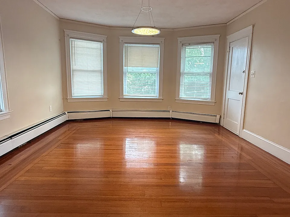 90 W Cole St #3