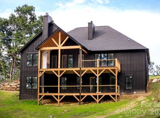 113 Perry Pl, Hendersonville, NC 28739