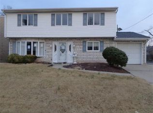 90 Marion St, Port Reading, NJ 07064